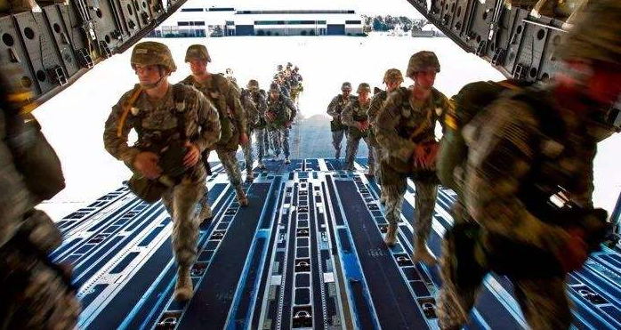 特朗普下令从叙利亚撤军，普京表示俄罗斯也愿意撤军