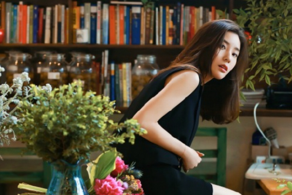 92北影校花鲍天琦清纯写真照！！